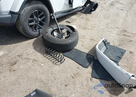 2023 Jeep Wrangler 4-Door Freedom 4X4 z USA, uszkodzony, nr VIN 1C4HJXDG1PW578230